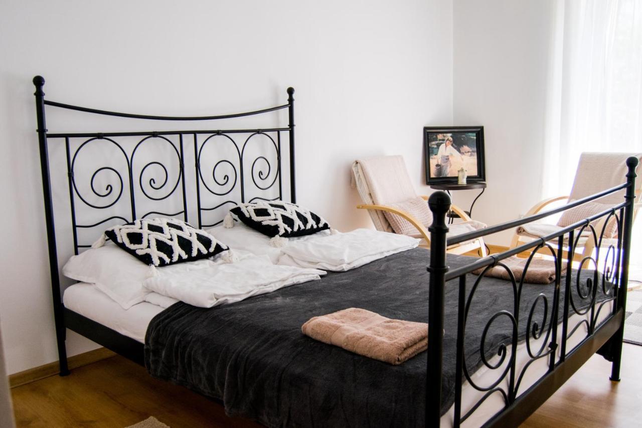 Color 24 Apartament V Apartman Stalowa Wola Kültér fotó